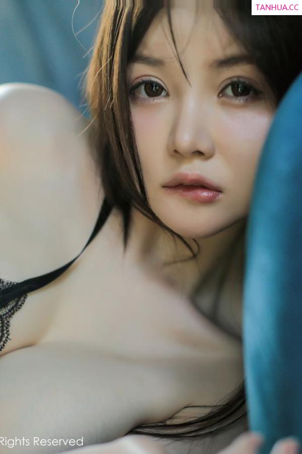 黄米妮  米妮大萌萌 [XiuRen]高清写真图 2020.09.28 No.2613 糯美子Mini第42张图片